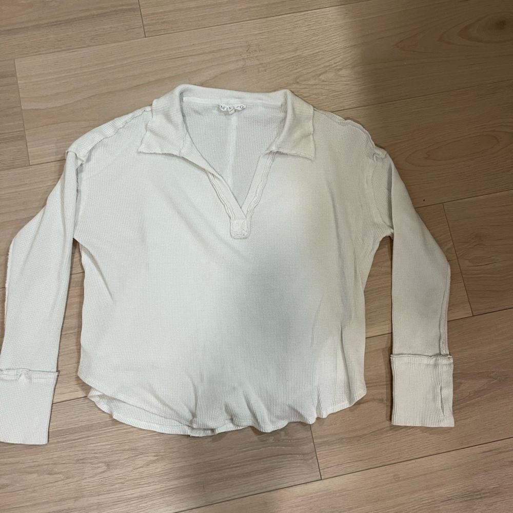 Aemi + co white ribbed long sleeve top